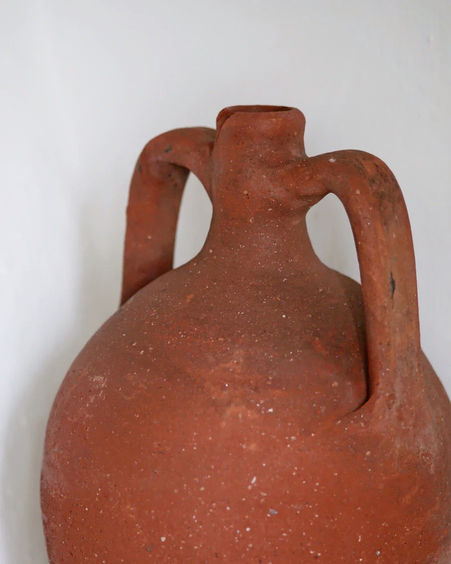 LUMIA ANTIQUE AMPHORA