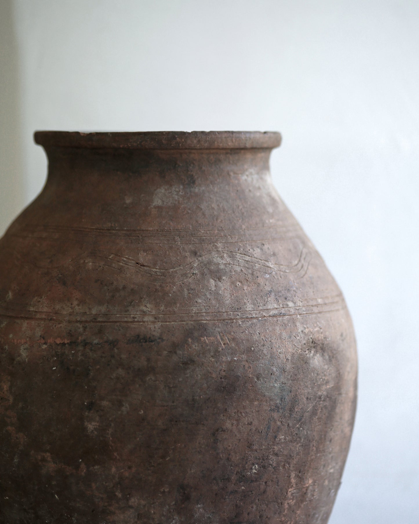 TONO ANTIQUE VESSEL