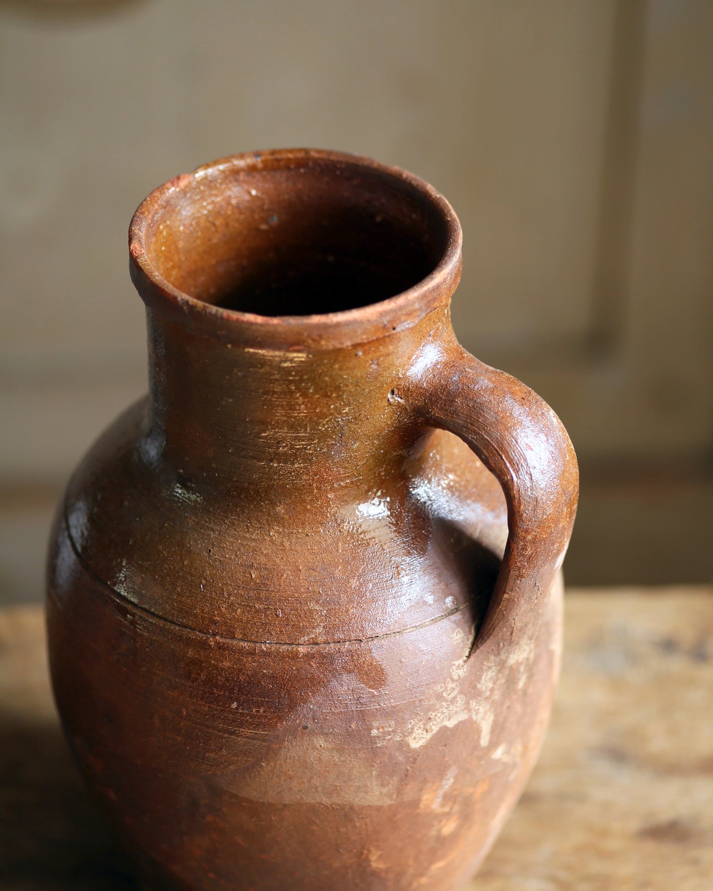 ADALA GLAZED PITCHER POT