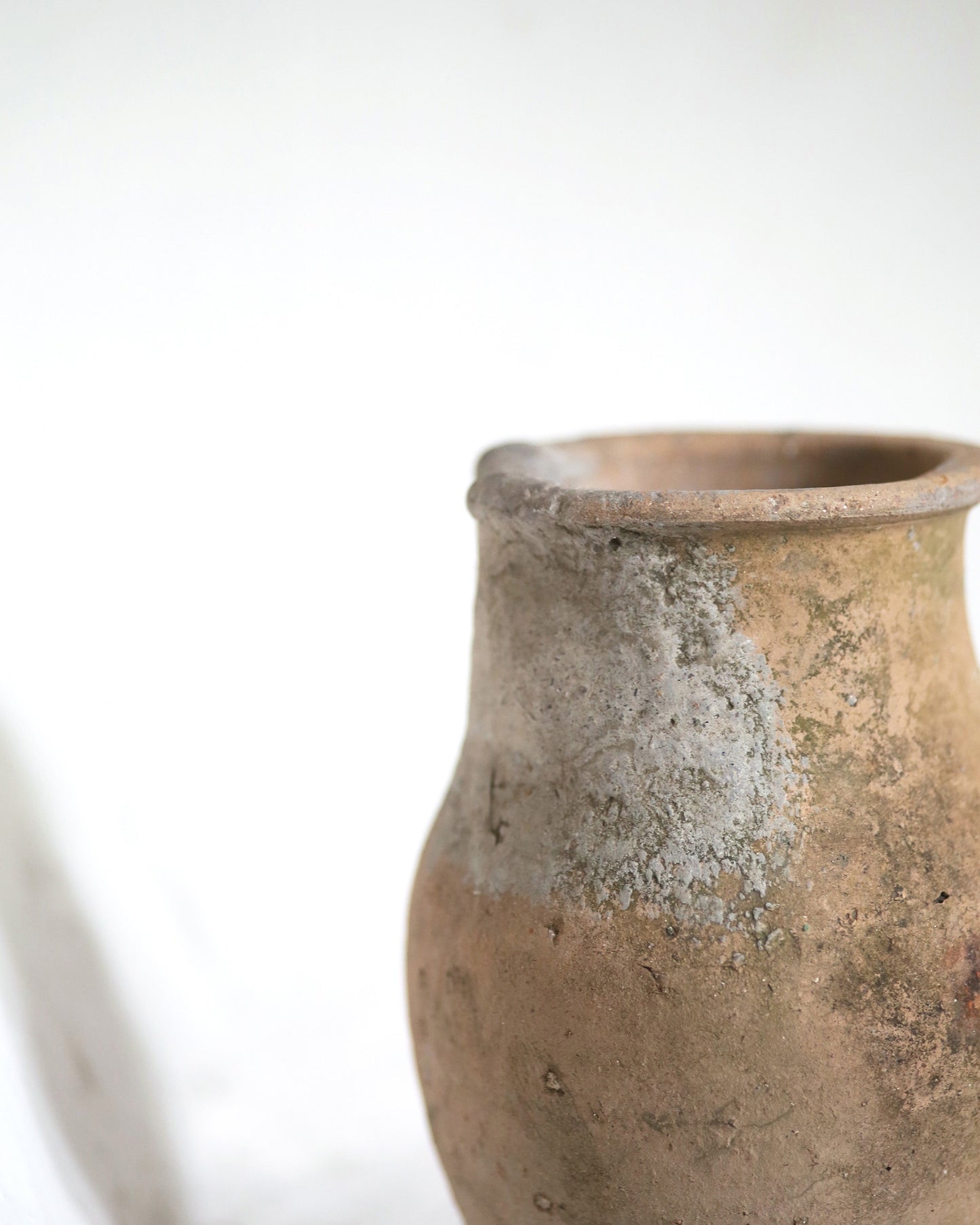 SECONDS - ISACA VASE