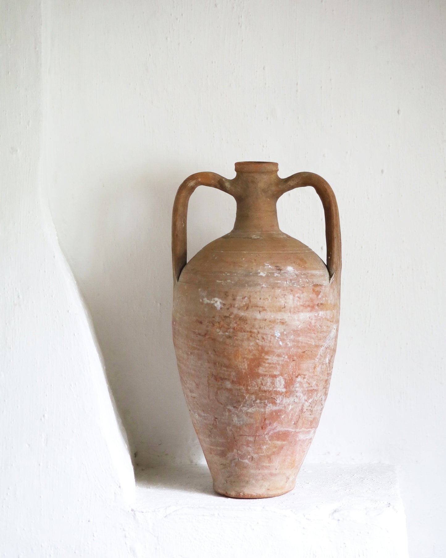 VALTOS TWIN HANDLED URN