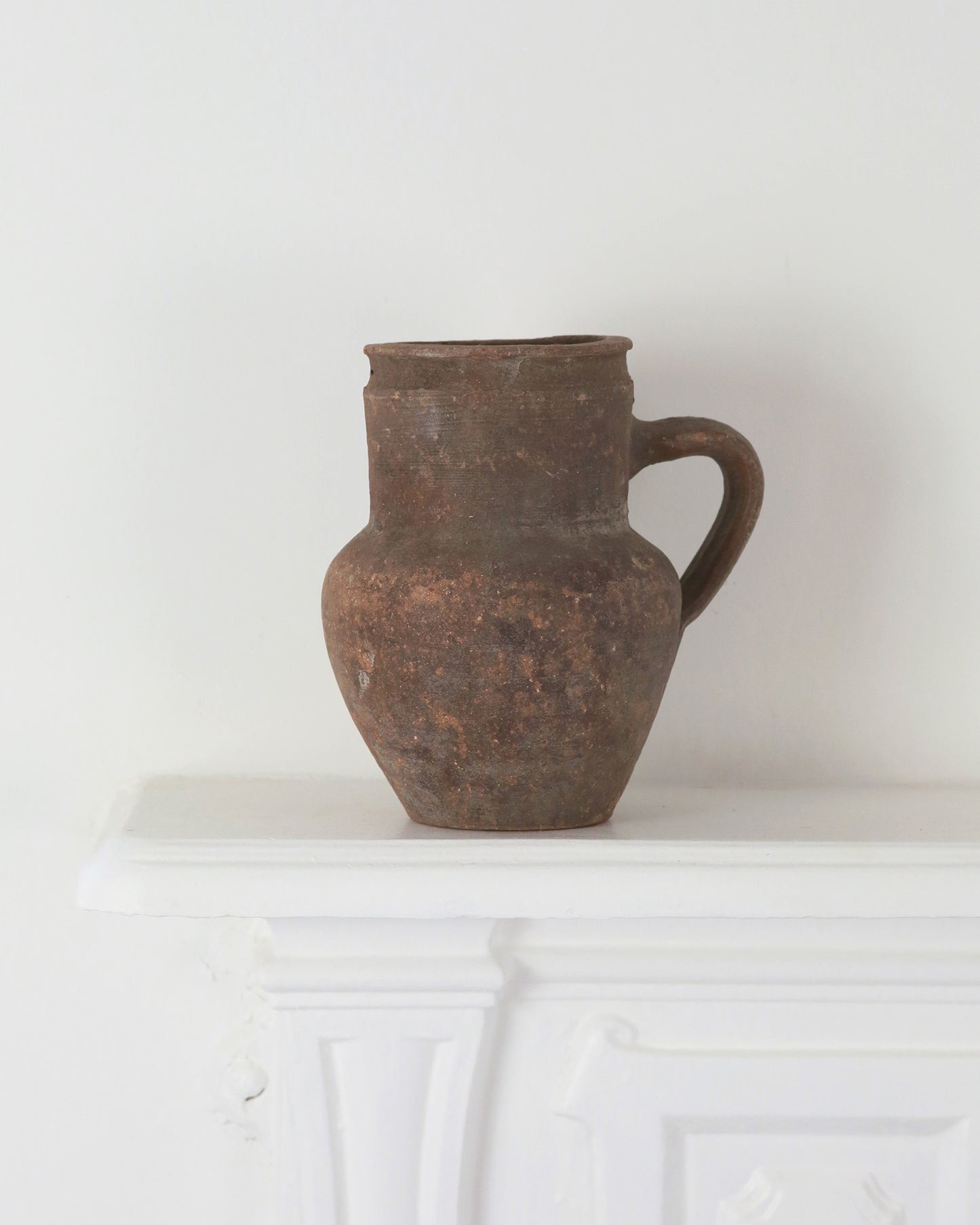 AZAY SMALL PITCHER POT