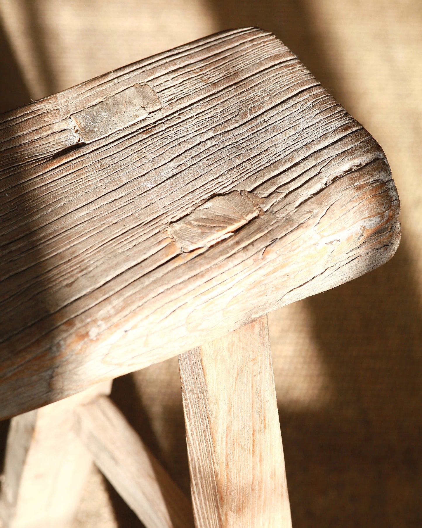 NARROW RUSTIC ELM STOOL