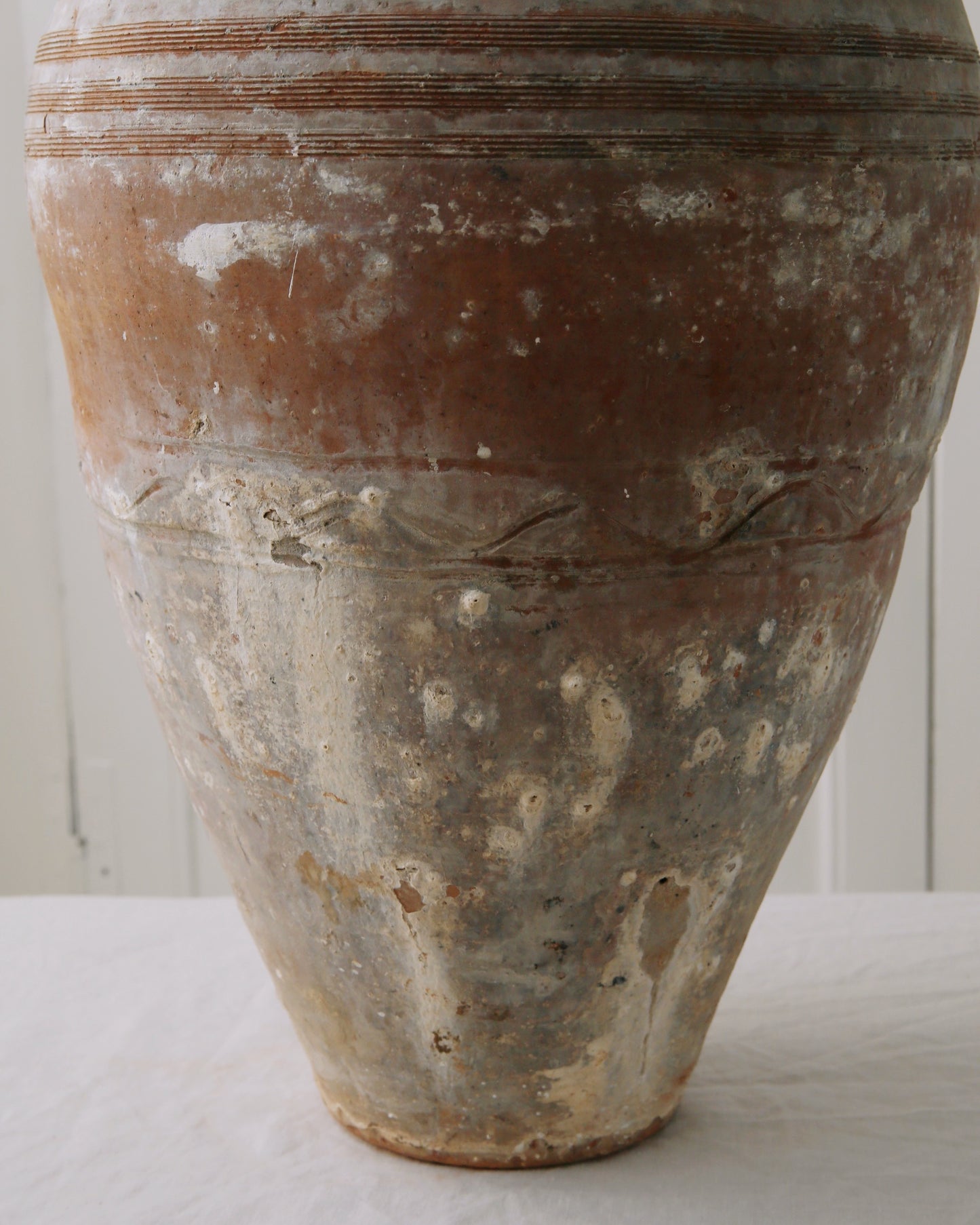 JALI ANTIQUE OLIVE POT
