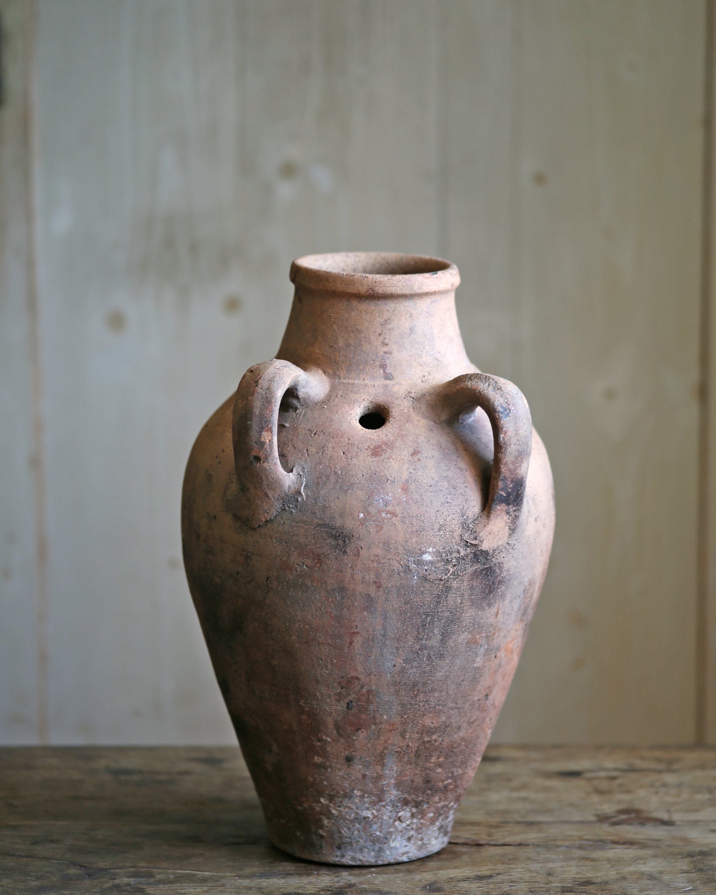 OLMETO ANTIQUE OIL JAR