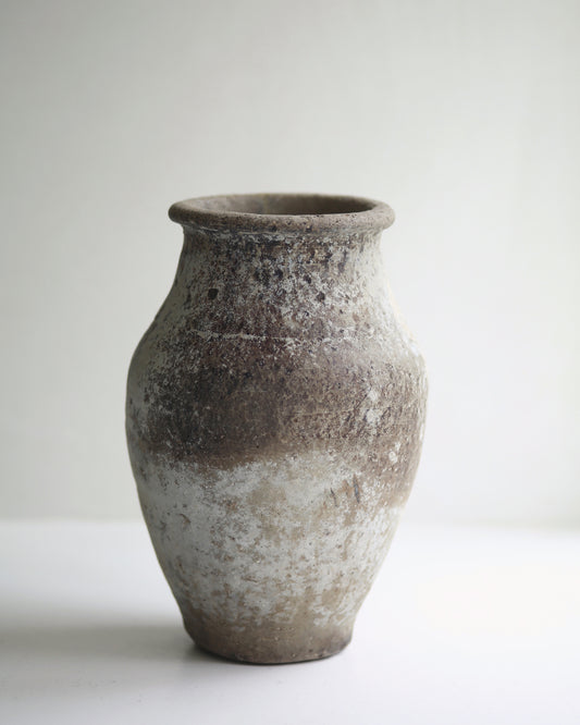 Rustic whitewash small Turkish pot