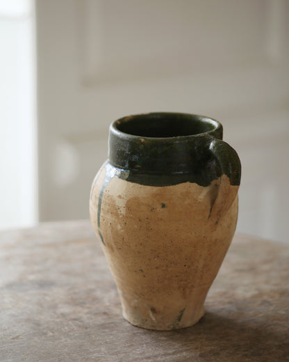 DOLNO ANTIQUE GLAZED PITCHER