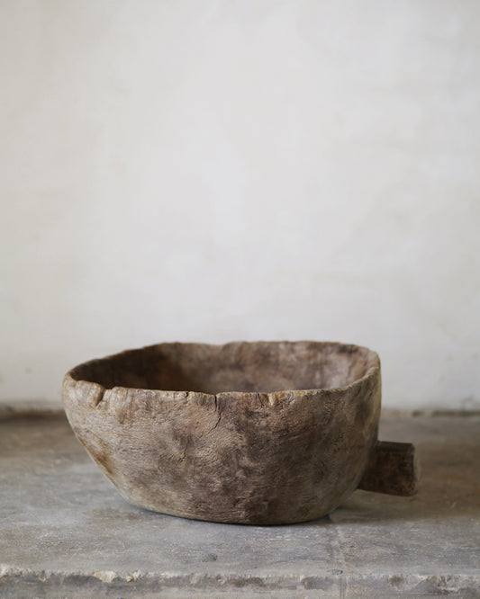 LIOS CARVED WOODEN BOWL