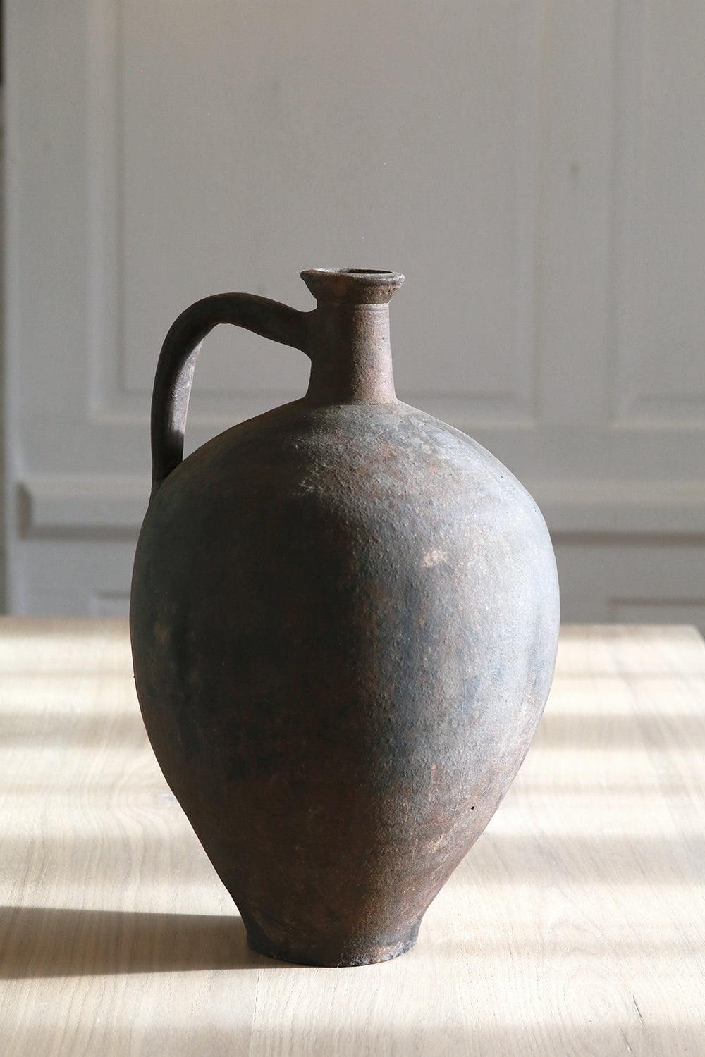Dark clay terracotta Turkish Amphora pot as standalone statement table centrepiece