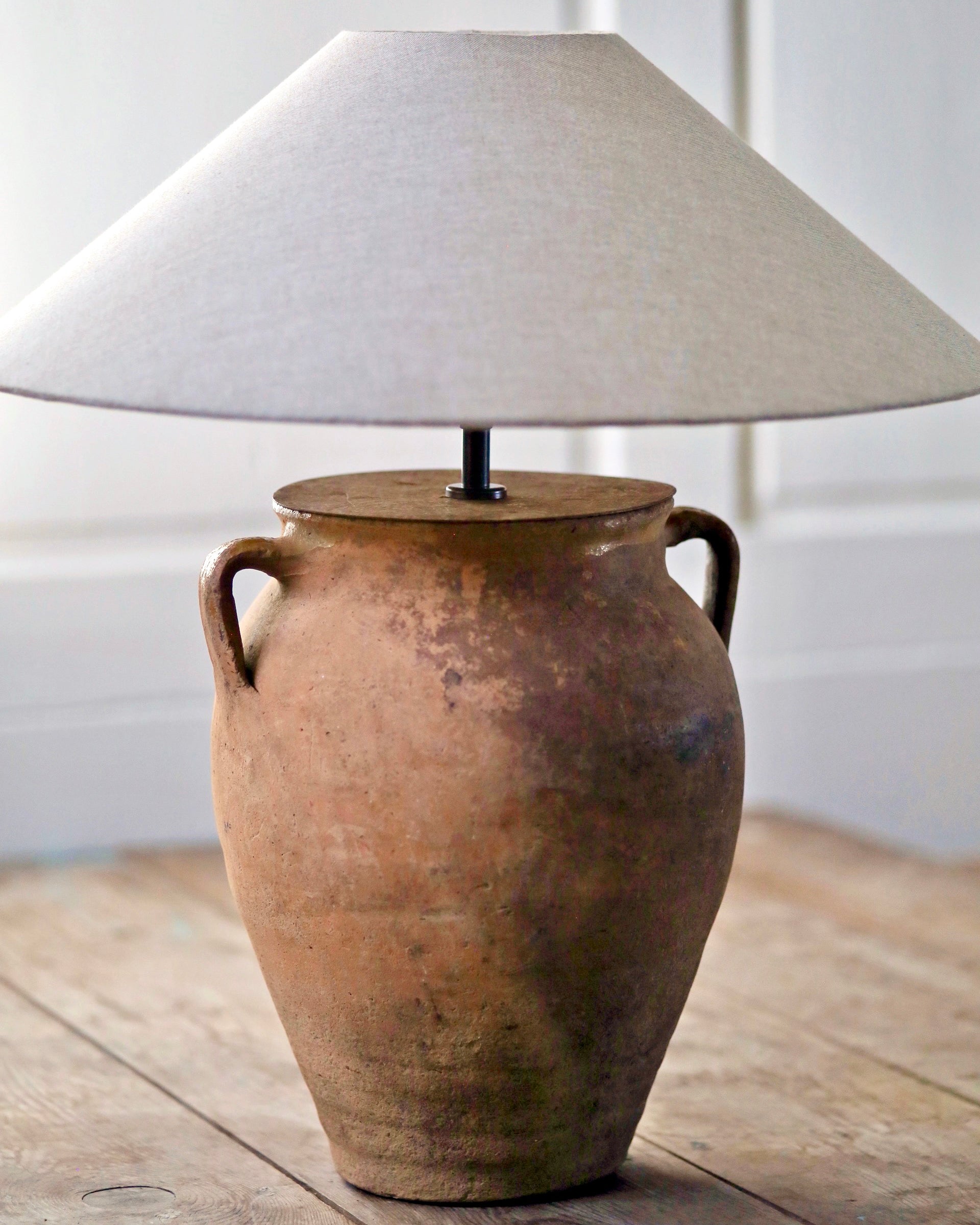 Antique rustic clay table lamp 