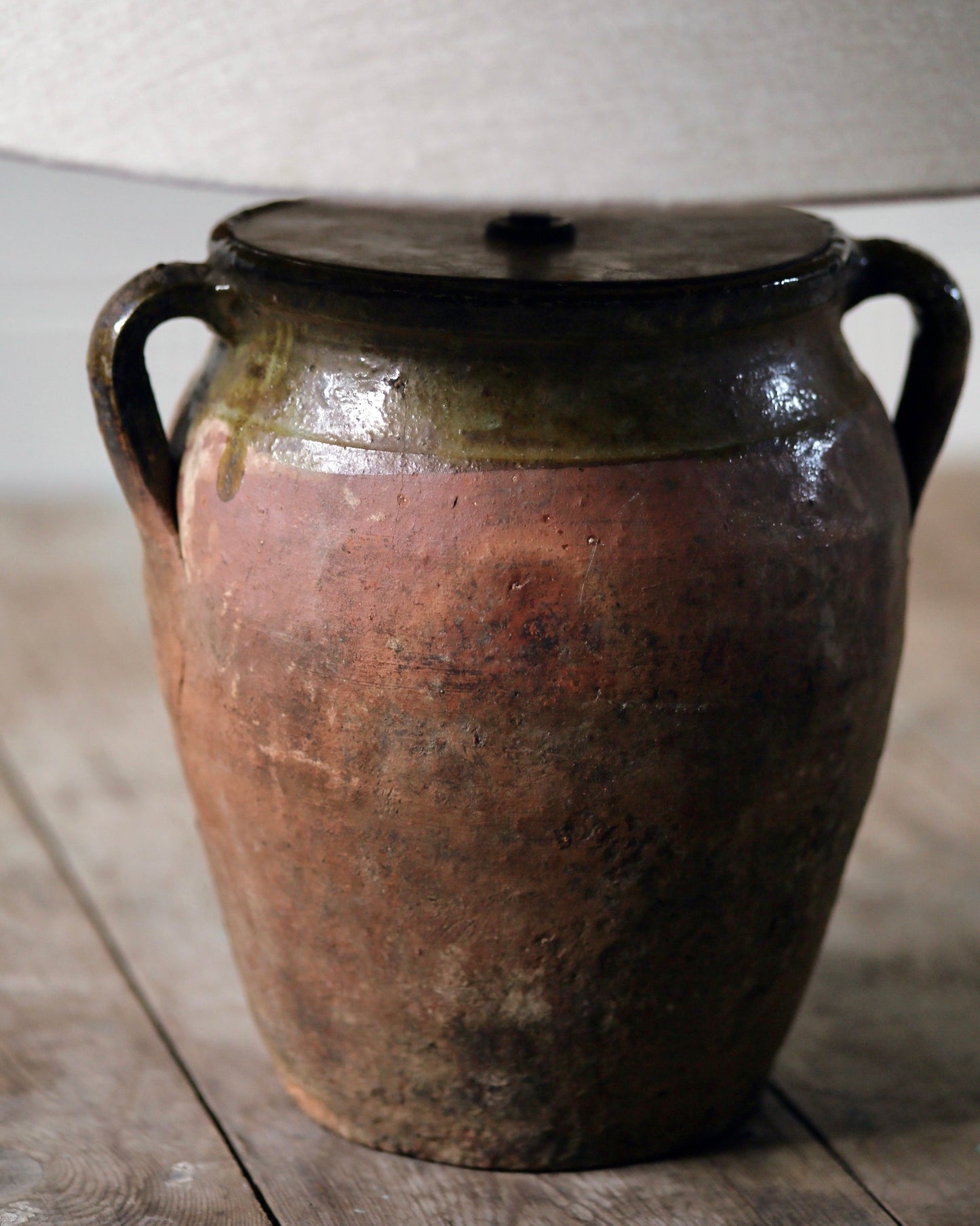 Table lamp from antique confit pot 