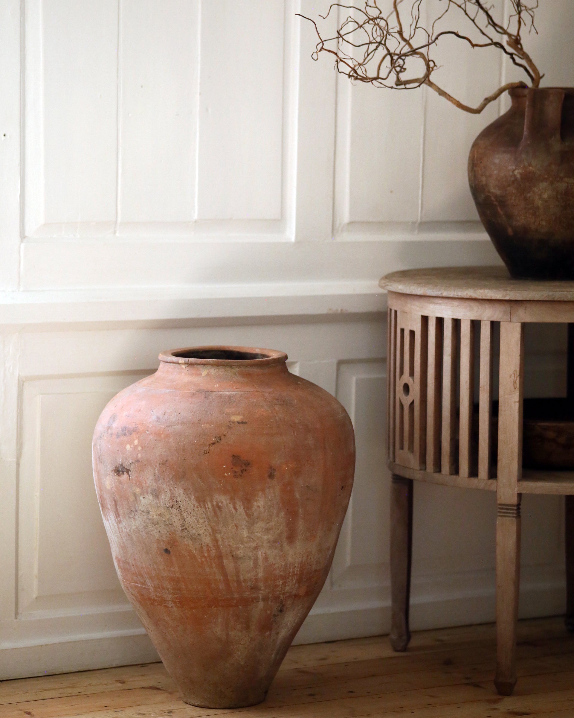 Wabi Sabi look antique pot