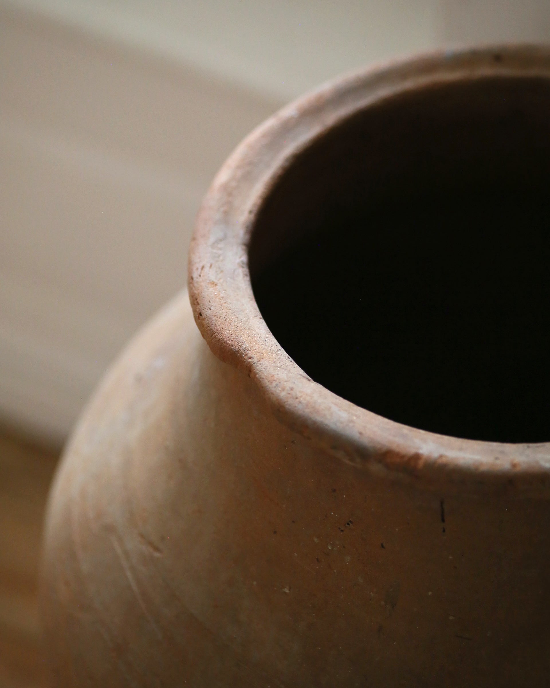 Details of authentic antique olive pot