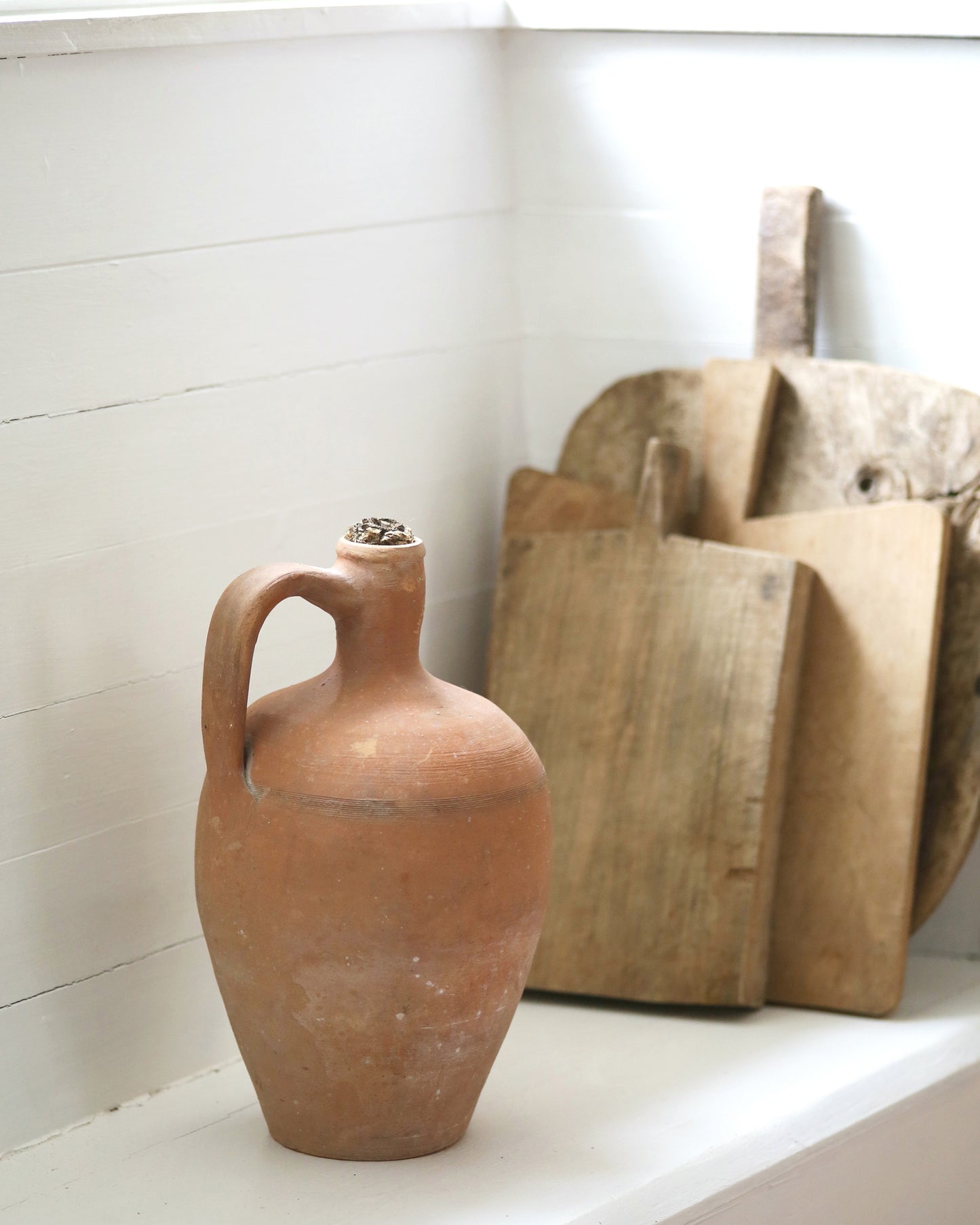 AKSAZ BOTTLE NECK PITCHER