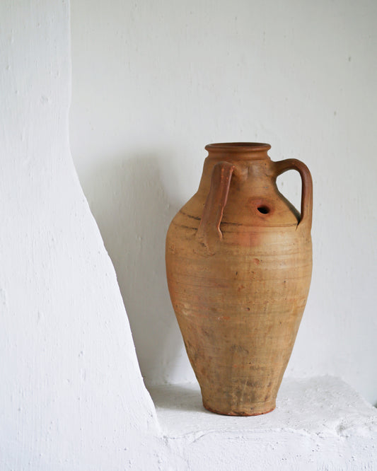 AIGIO ANTIQUE AMPHORA