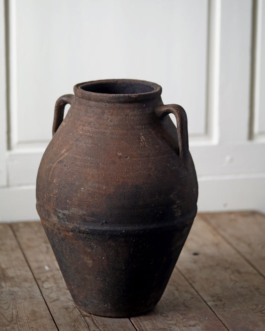 ALIA ANTIQUE POT