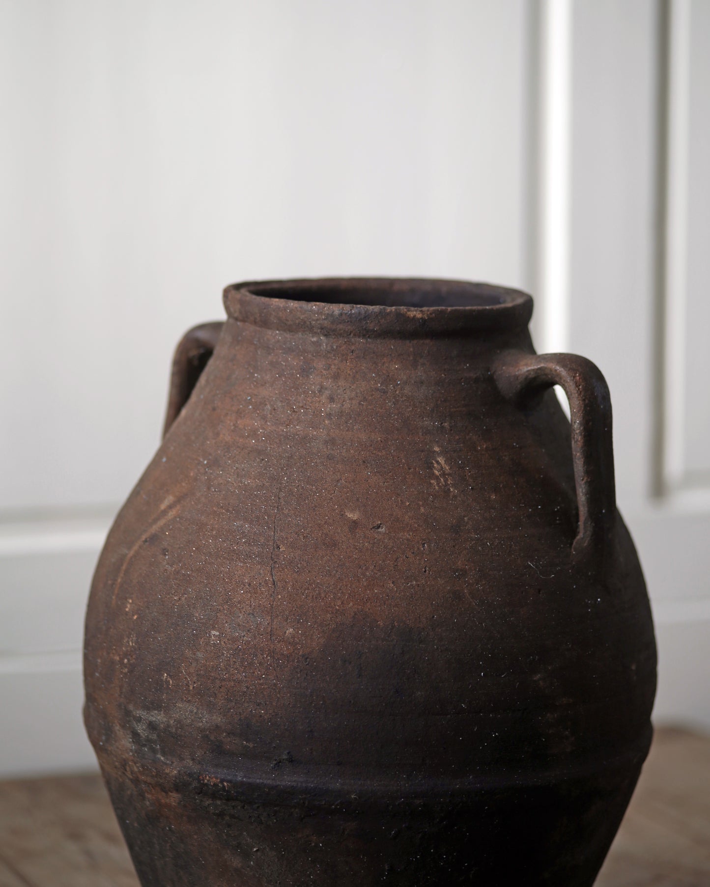 ALIA ANTIQUE POT