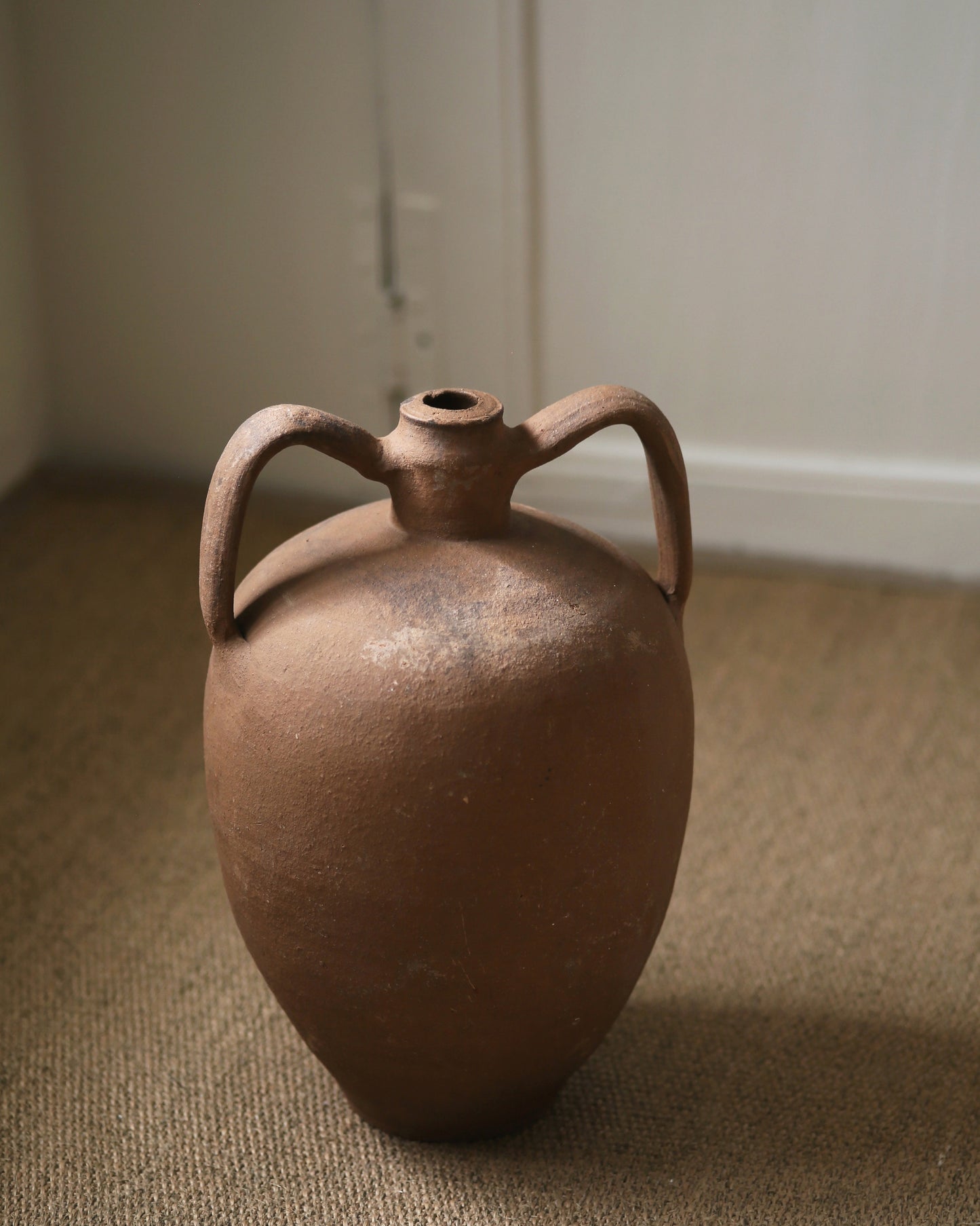 CAY AMPHORA