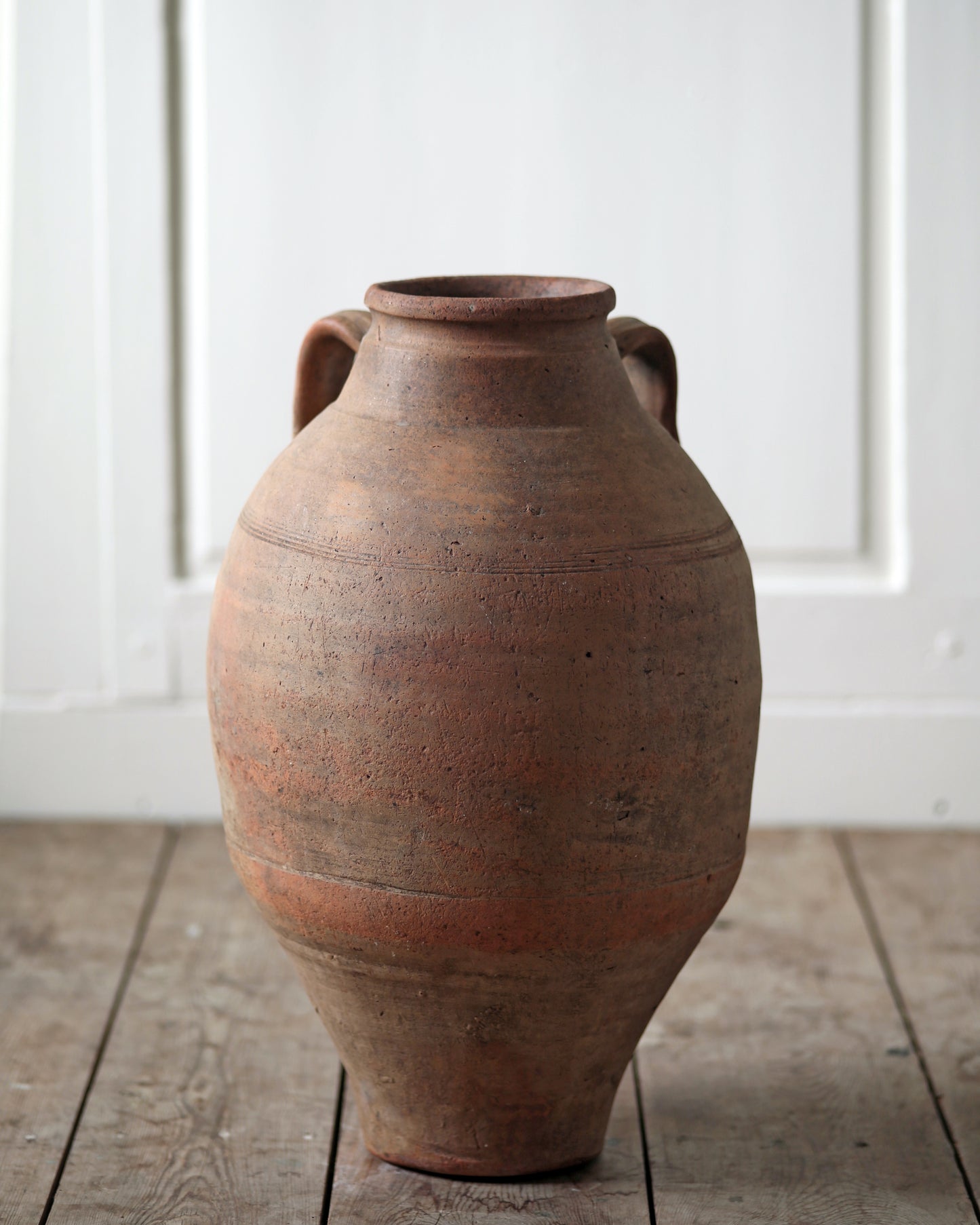 LIPARI ANTIQUE AMPHORA