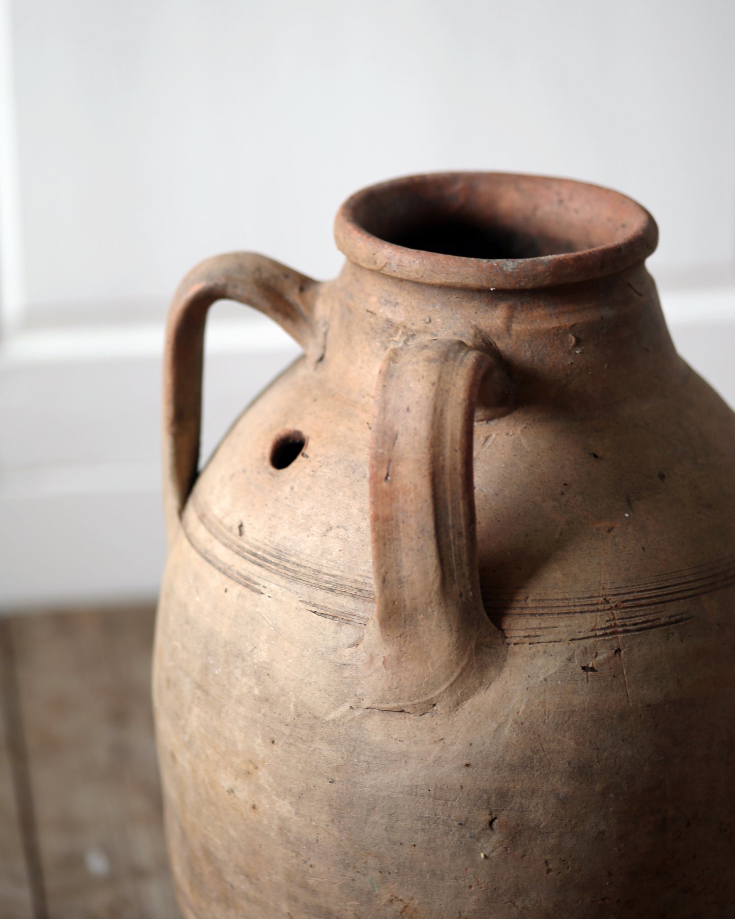 LIPARI ANTIQUE AMPHORA