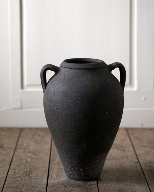 NARO ANTIQUE POT