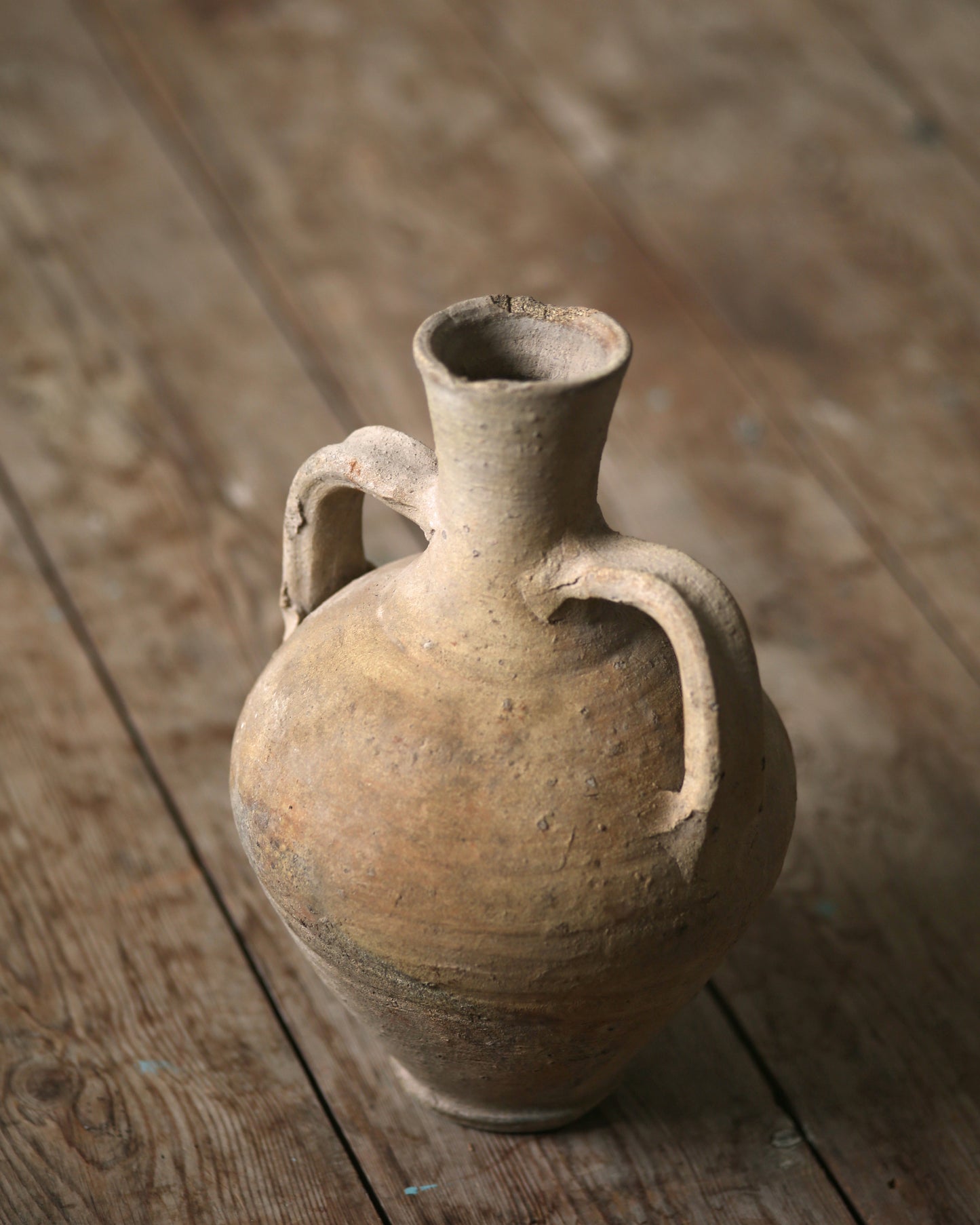 VITA ANTIQUE AMPHORA