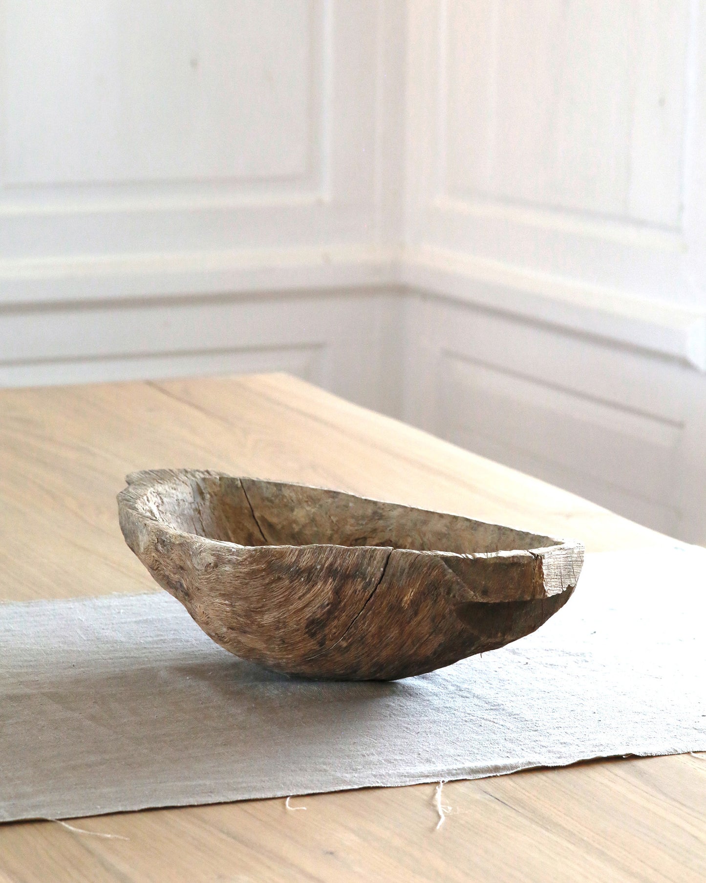 ROOT CARVED BOWL