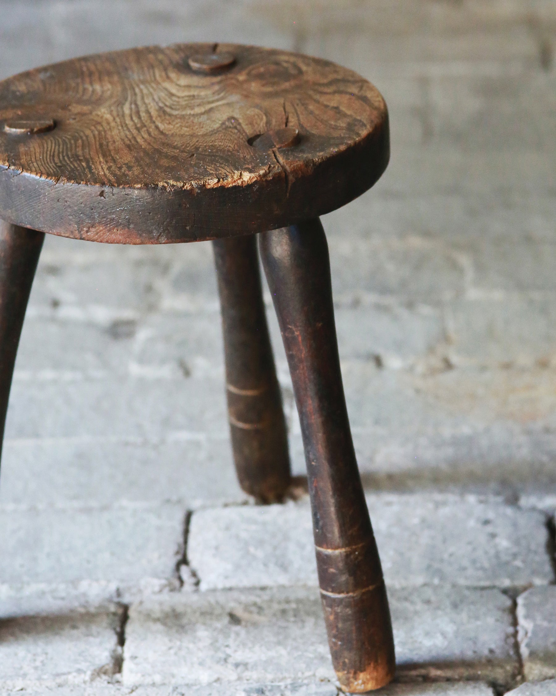 Vintage preloved wood grain three legged stool